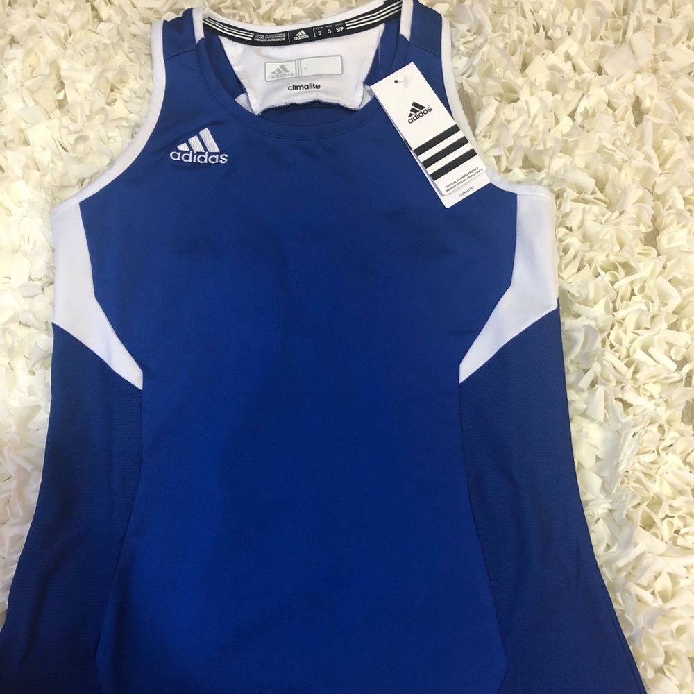 Adidas climate woman’s top